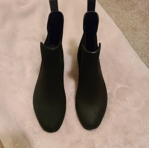 Faux suede rain booties 9